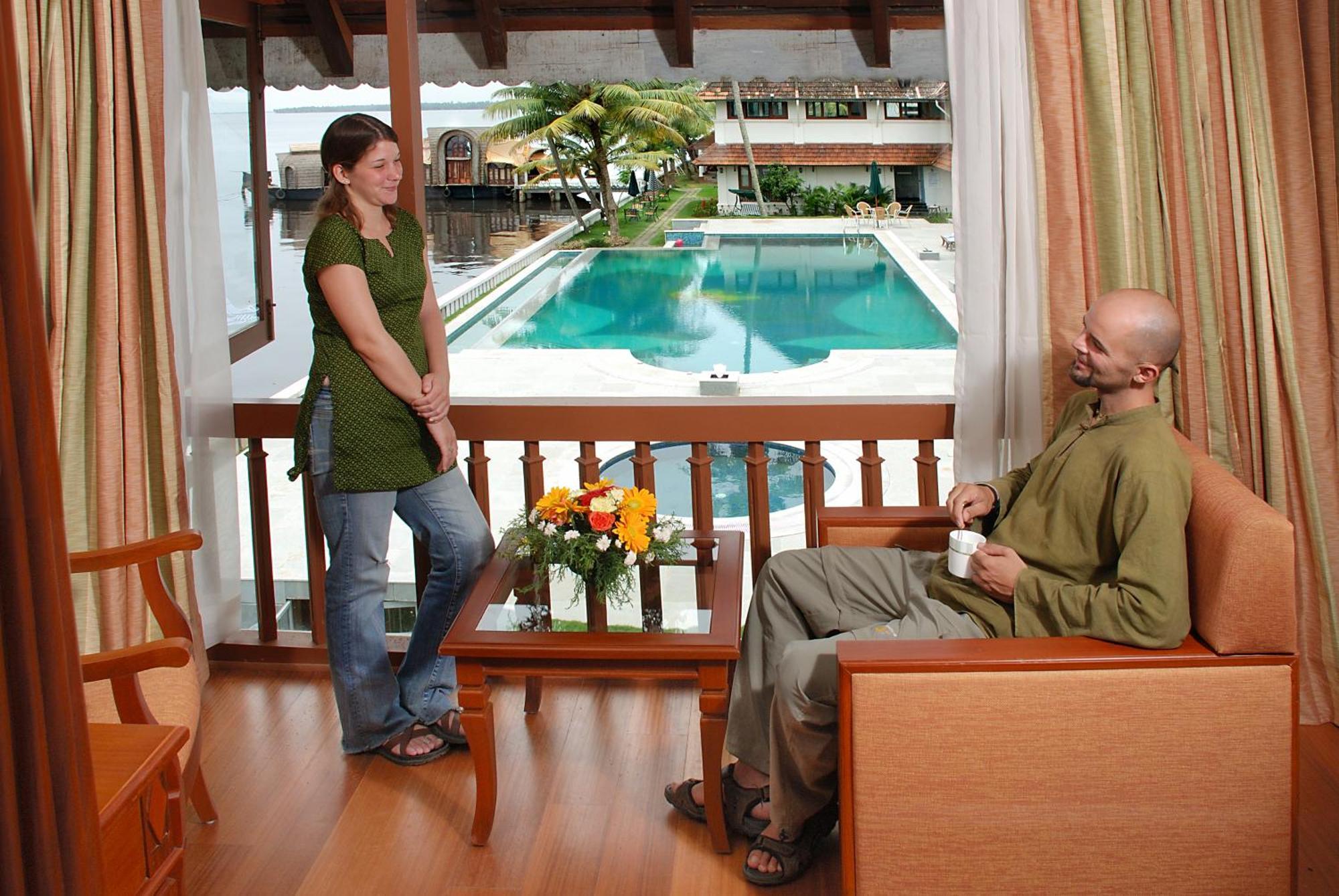 Lemon Tree Vembanad Lake Resort, Kerala Alappuzha Exterior photo